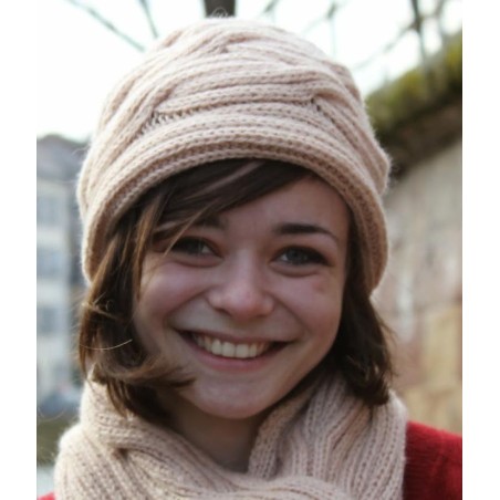 Bonnet torsadé